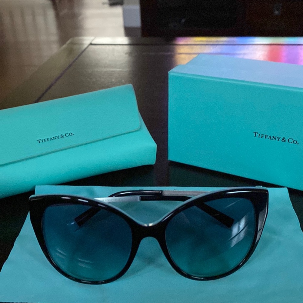 Tiffany cat eye sunglasses